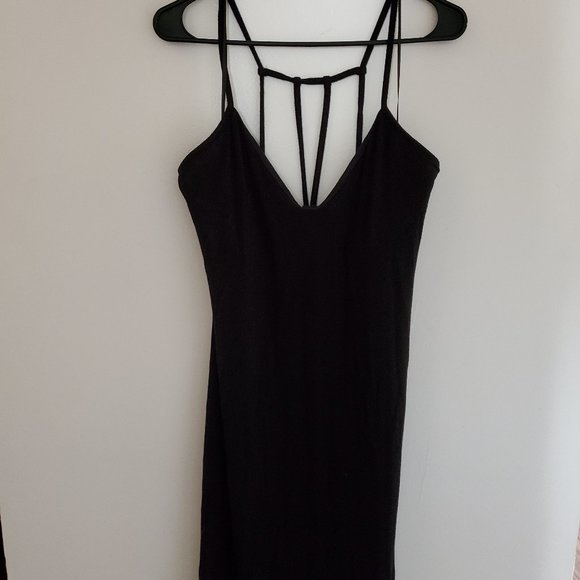 Fabletics Long Black Evelyln Strappy Maxi Dress - Picture 2 of 9
